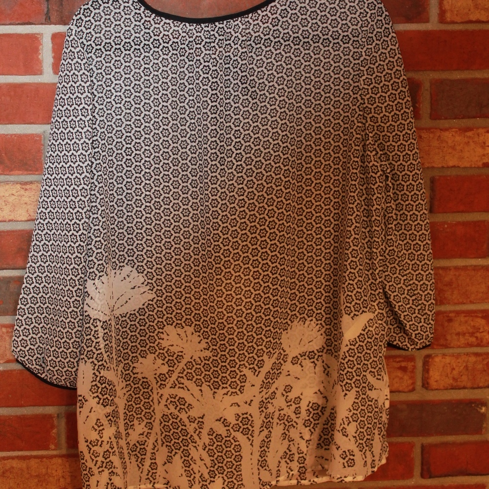 Tunic - Picture 4 of 5